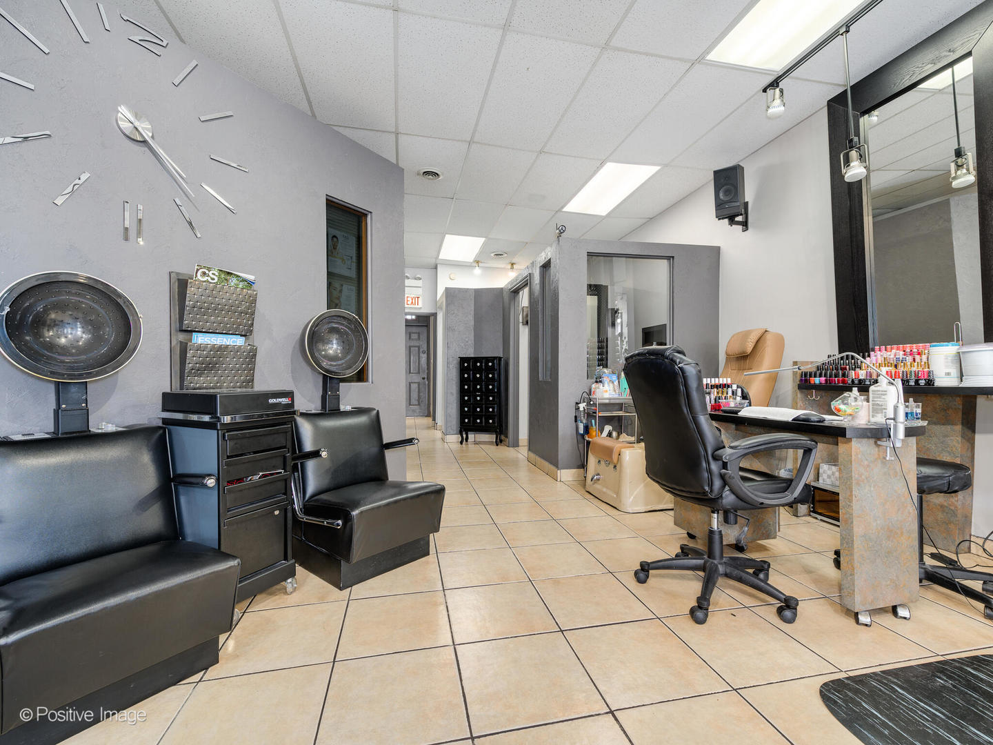 5924 West Lawrence Avenue Chicago IL 60630