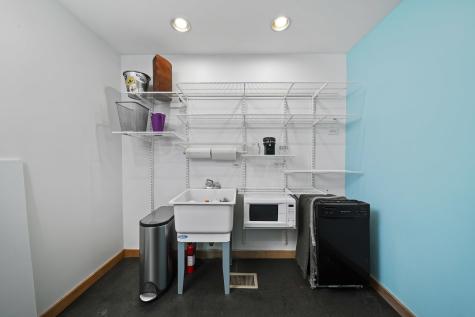 1608 West Cornelia Avenue Chicago IL 60657