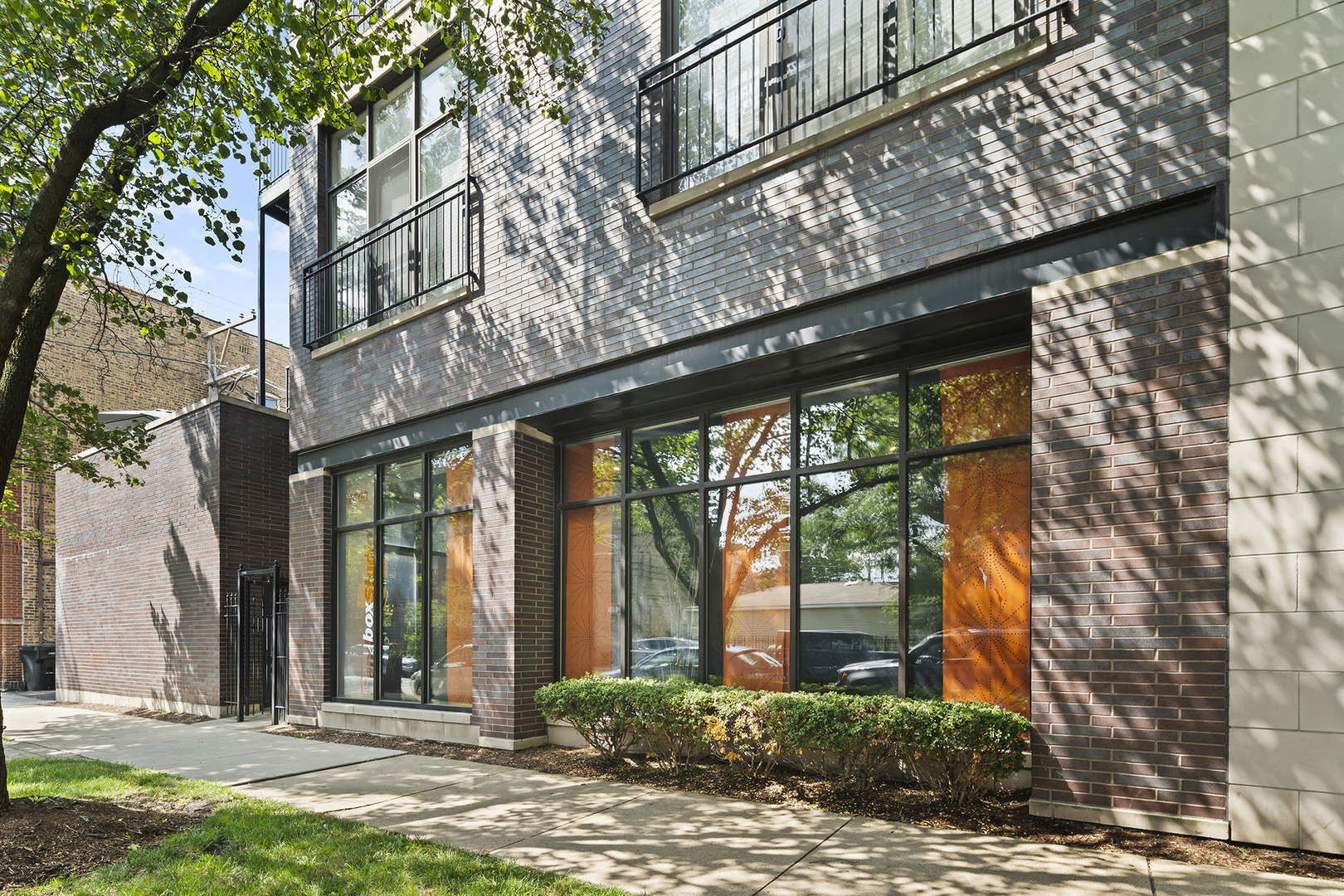 1608 West Cornelia Avenue Chicago IL 60657