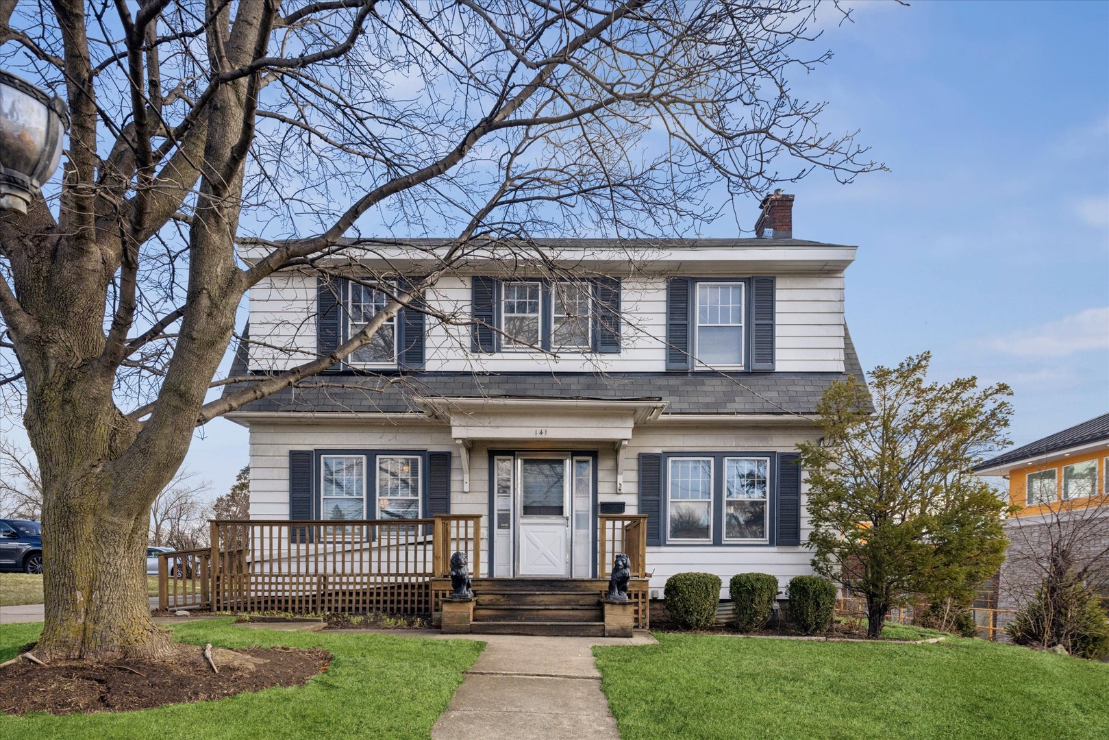 141 South Neltnor Boulevard West Chicago IL 60185