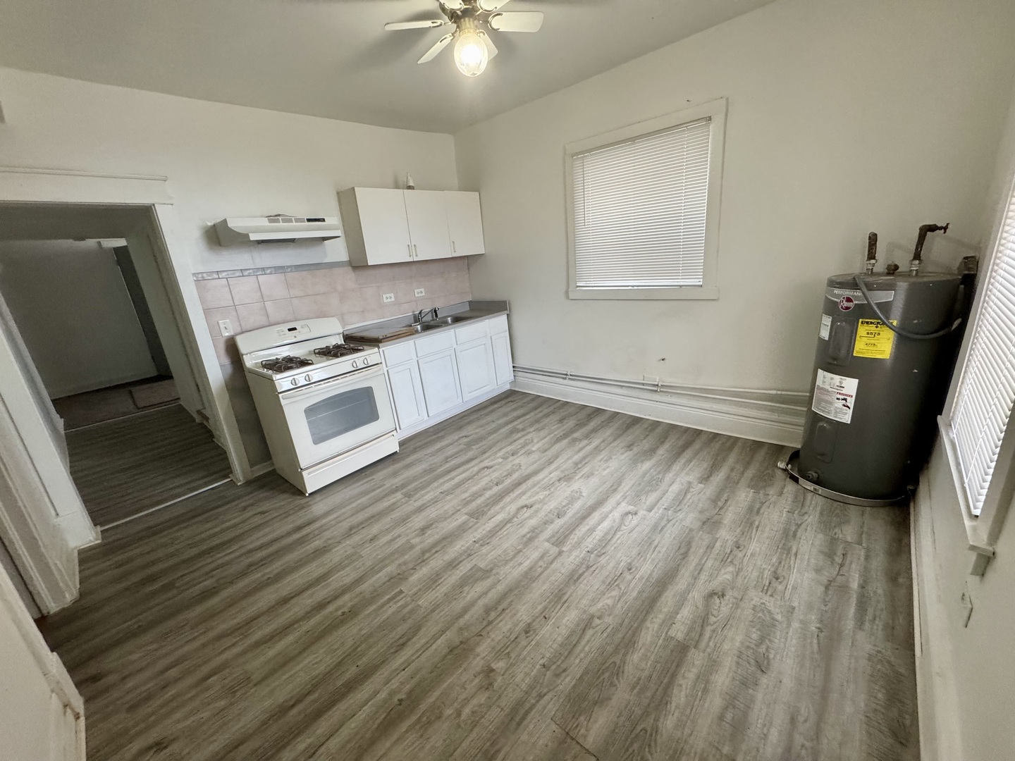10550 South Ewing Avenue Chicago IL 60617