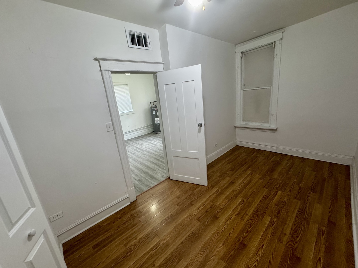 10550 South Ewing Avenue Chicago IL 60617