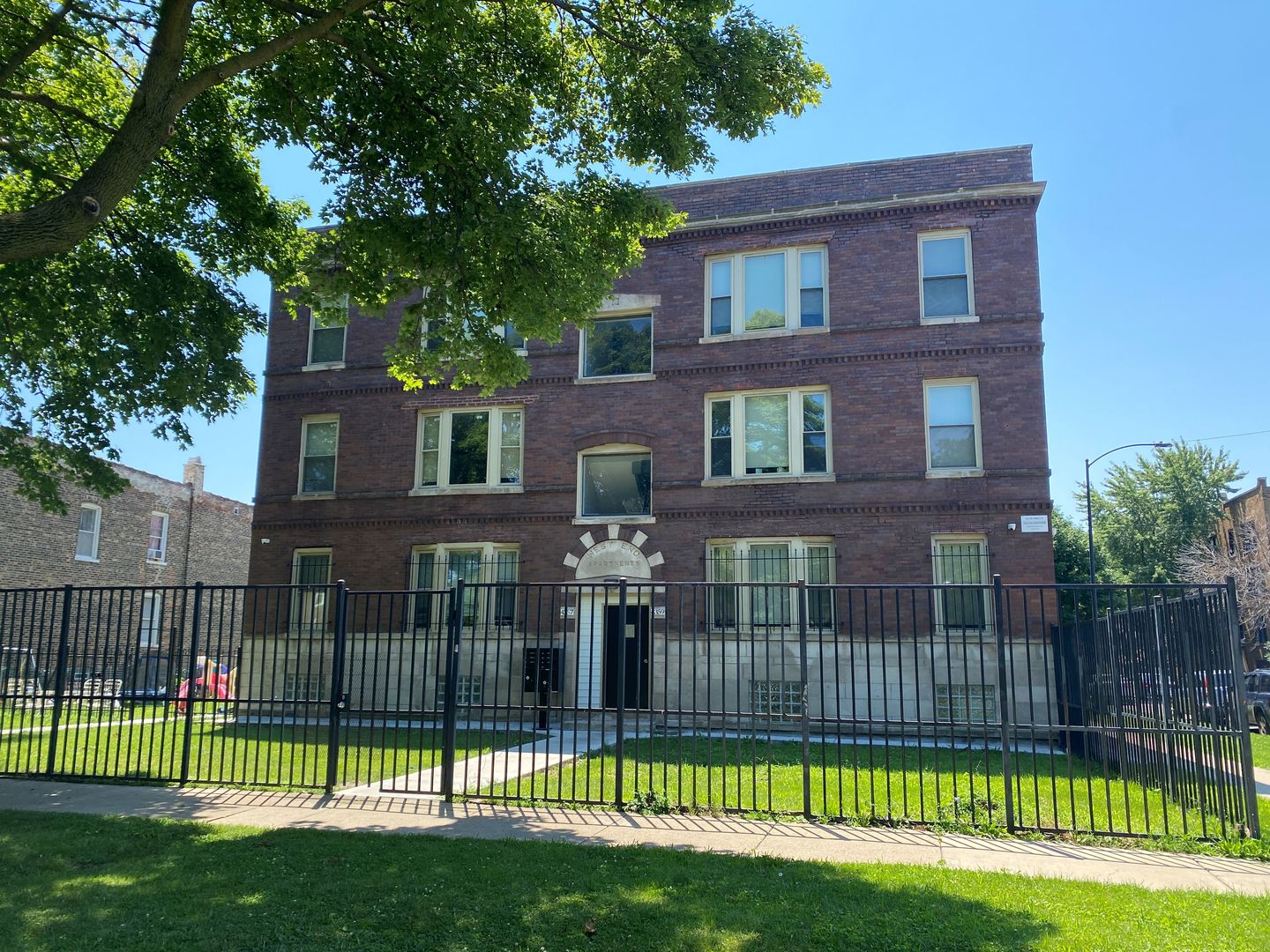 4357 West West End Avenue Chicago IL 60624