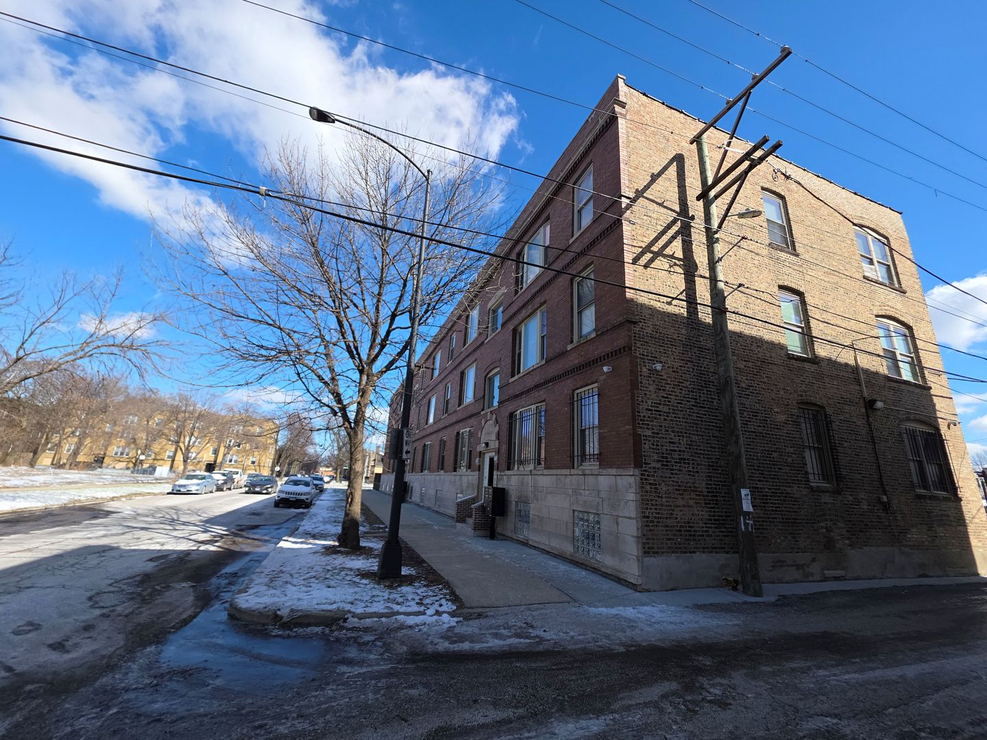 4357 West West End Avenue Chicago IL 60624