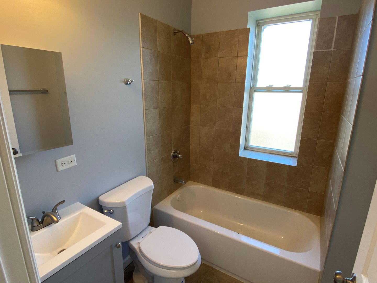 4357 West West End Avenue Chicago IL 60624