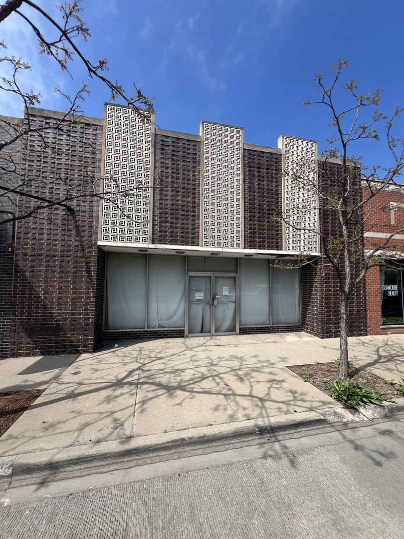 4750 North Milwaukee Avenue Chicago IL 60630
