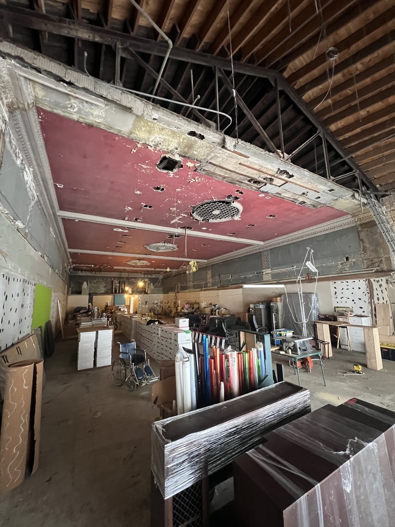 4750 North Milwaukee Avenue Chicago IL 60630