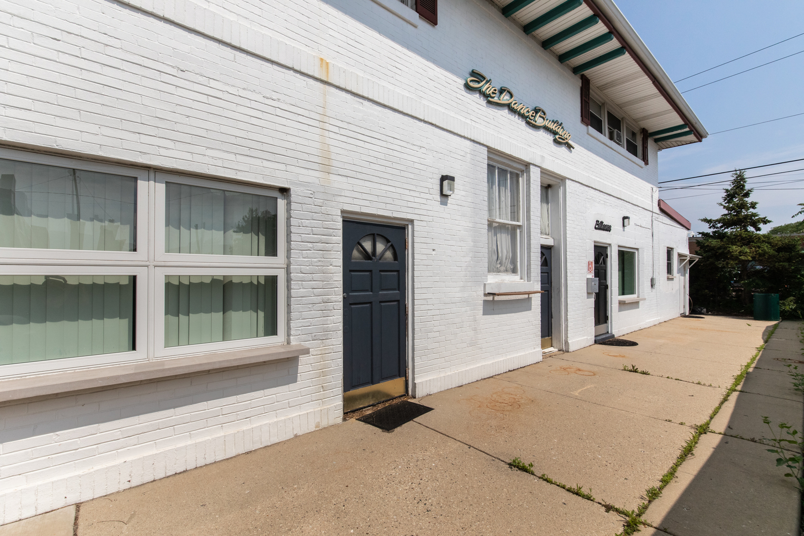 1330 Webford Avenue Des Plaines IL 60016
