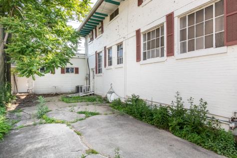 1330 Webford Avenue Des Plaines IL 60016