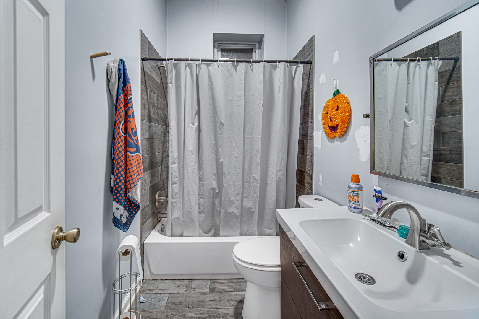 2419 South Albany Avenue Chicago IL 60623