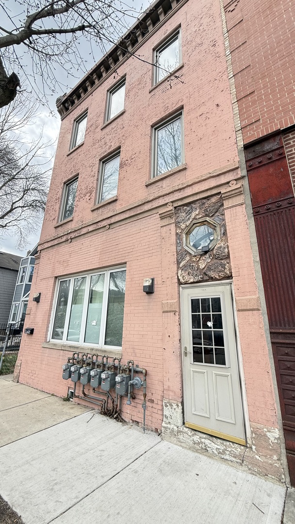 2904 South Wells Street Chicago IL 60616