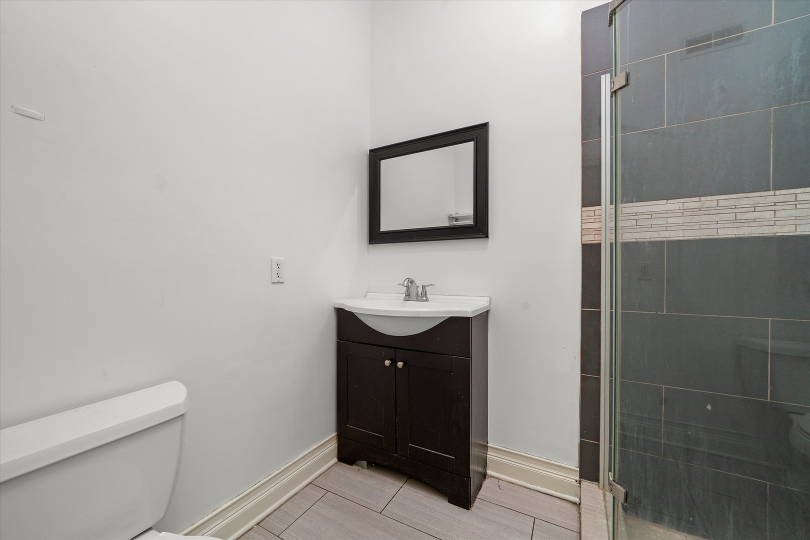 2128 West Cermak Road Chicago IL 60608