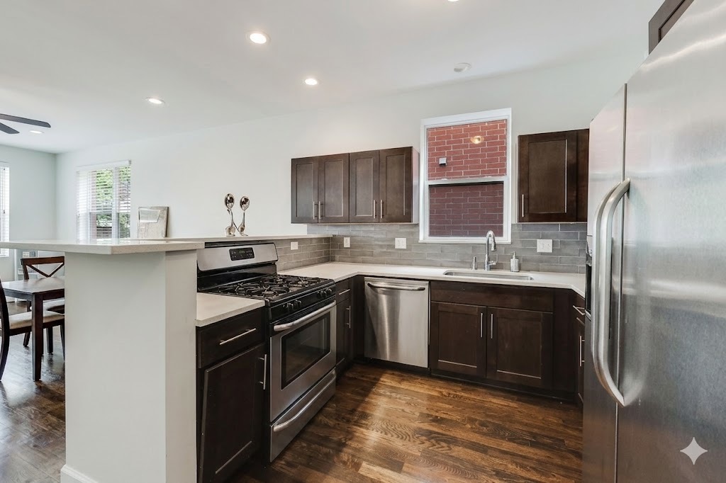 504 South Oakley Boulevard Chicago IL 60612