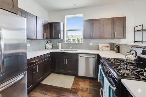 504 South Oakley Boulevard Chicago IL 60612
