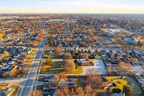 8450 North Shermer Road Niles IL 60714