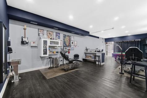 9725 Southwest Highway Oak Lawn IL 60453