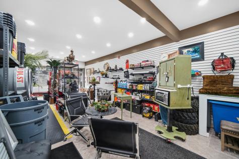 9725 Southwest Highway Oak Lawn IL 60453