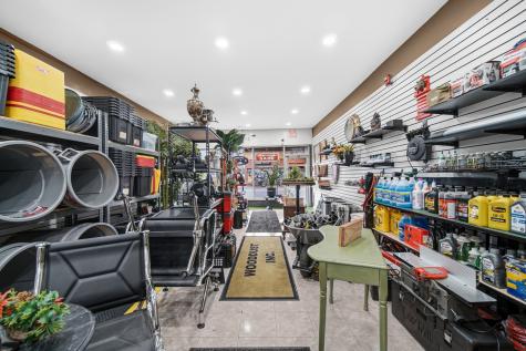 9725 Southwest Highway Oak Lawn IL 60453