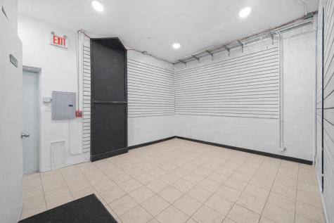 9725 Southwest Highway Oak Lawn IL 60453