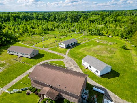 11478-1 Imhoff Lane Johnston City IL 62951