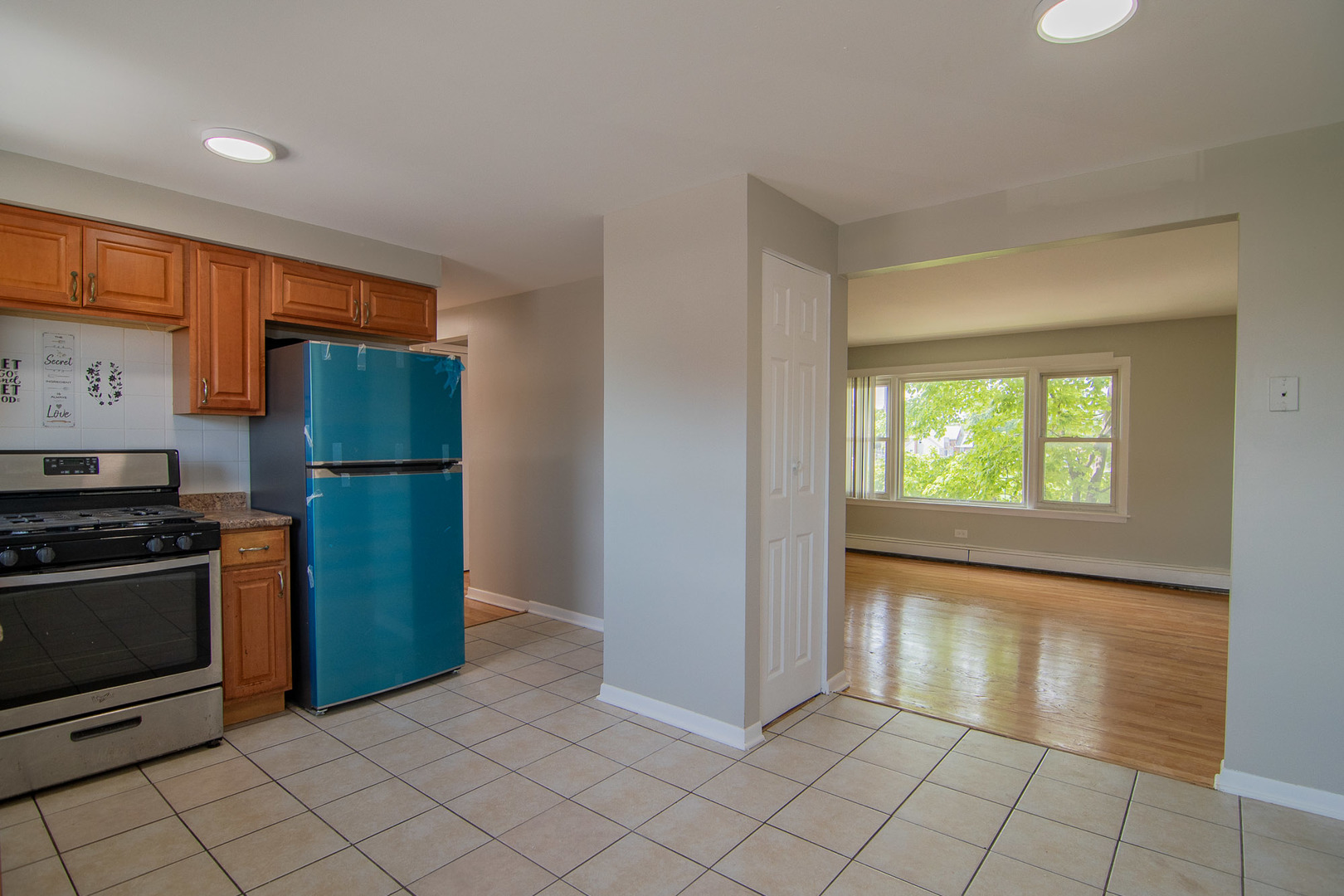 12909 Page Street Blue Island IL 60406