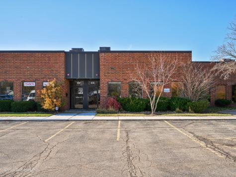 636 Anthony Trail Northbrook IL 60062