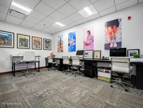 636 Anthony Trail Northbrook IL 60062