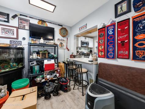 6921 West Higgins Avenue Chicago IL 60656