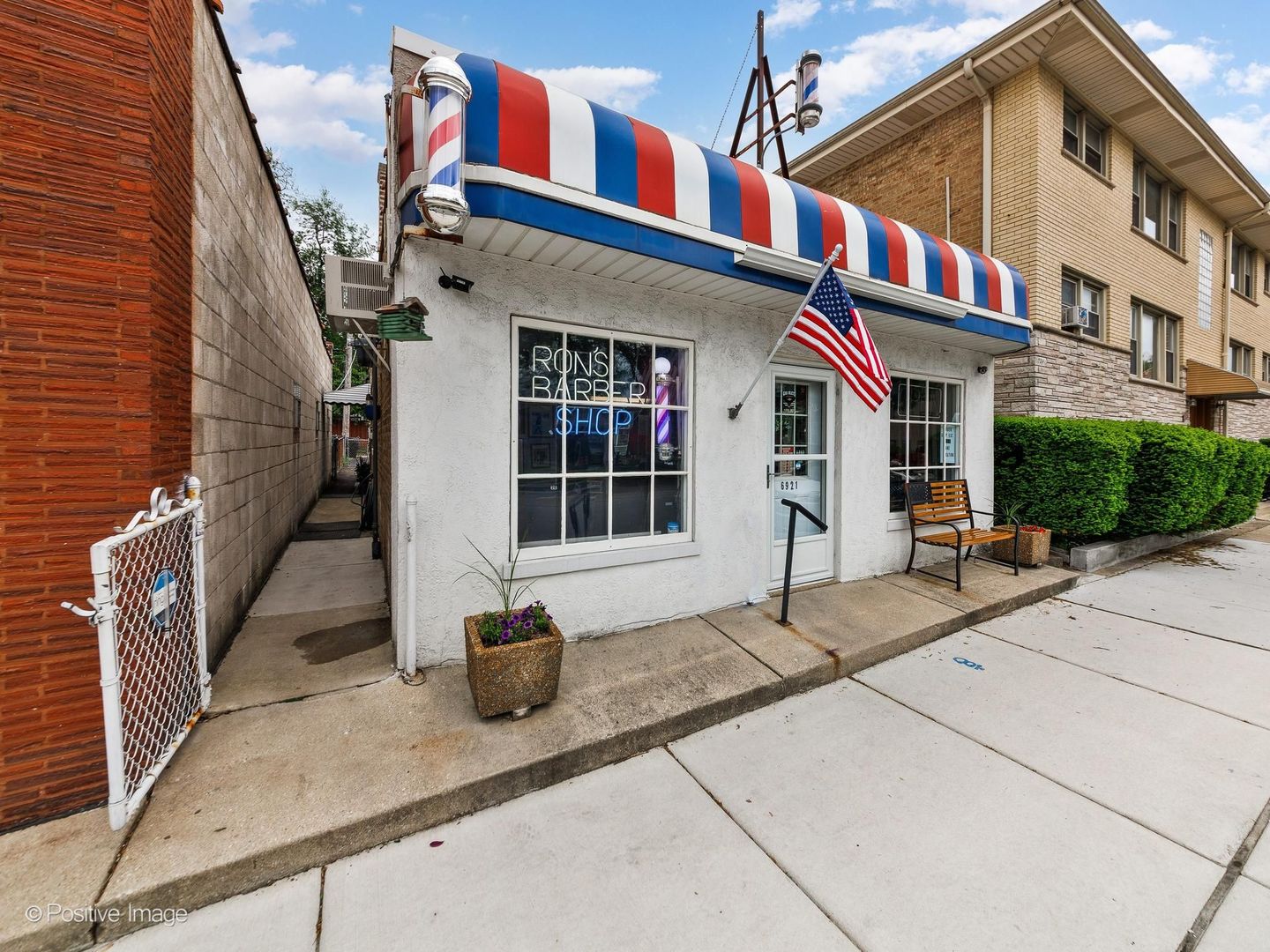 6921 West Higgins Avenue Chicago IL 60656