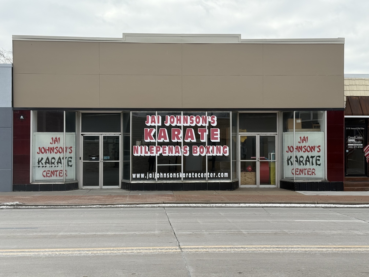 3112 Avenue Of The Cities Avenue Moline IL 61265