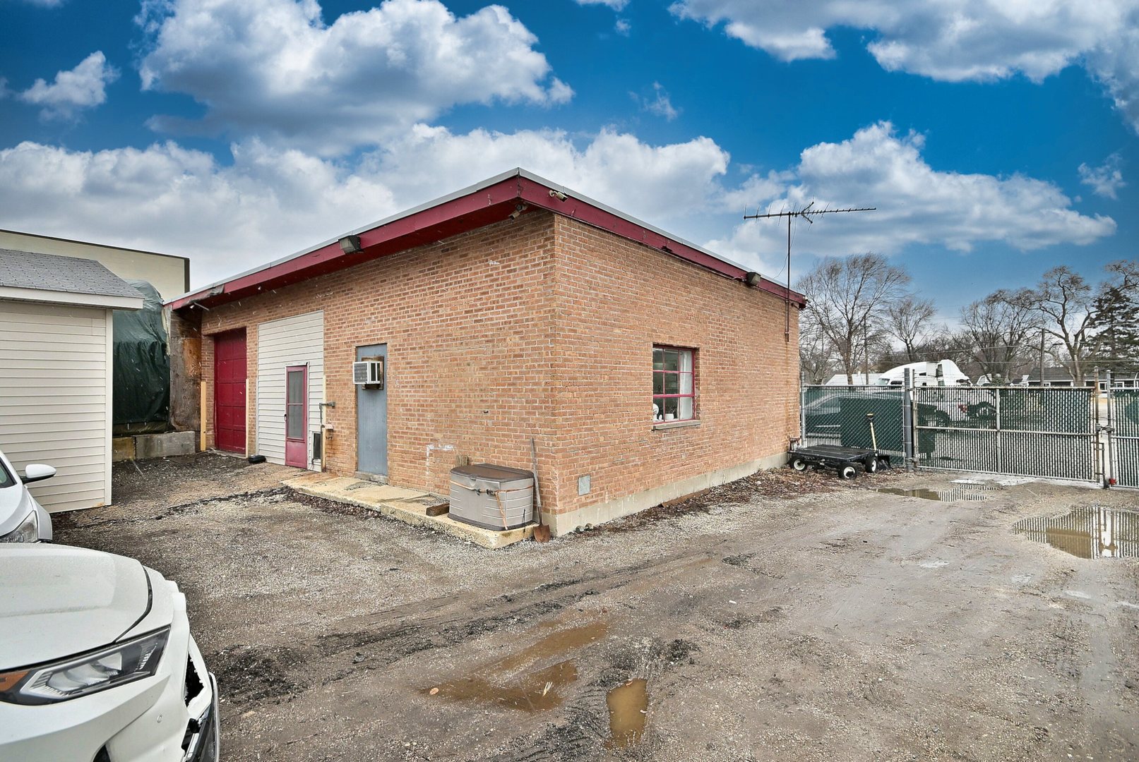 26w321 Saint Charles Road Carol Stream IL 60188