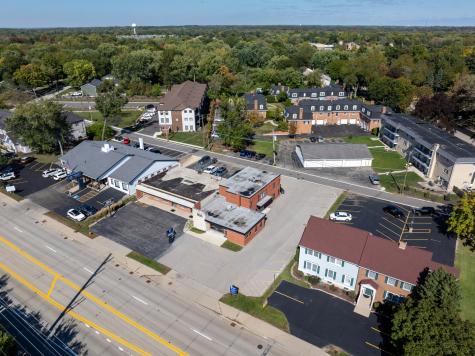 836 South Northwest Highway Barrington IL 60010