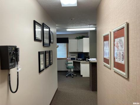 112 West Main Street Goreville IL 62939