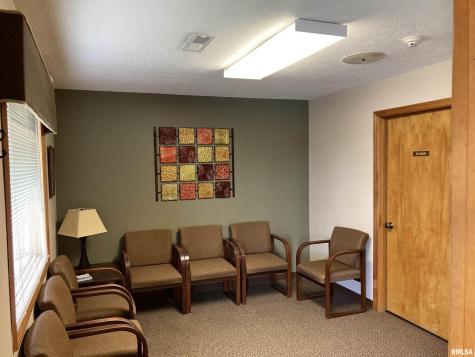 112 West Main Street Goreville IL 62939