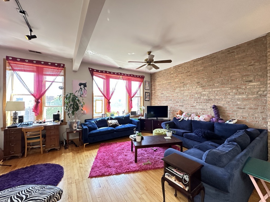 2136 West Chicago Avenue Chicago IL 60622