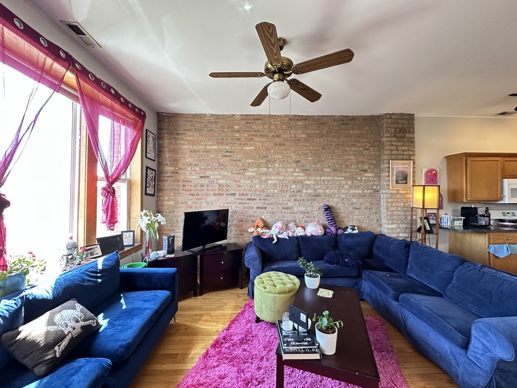 2136 West Chicago Avenue Chicago IL 60622