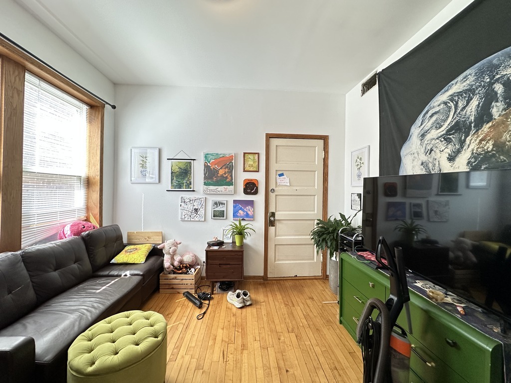 2136 West Chicago Avenue Chicago IL 60622