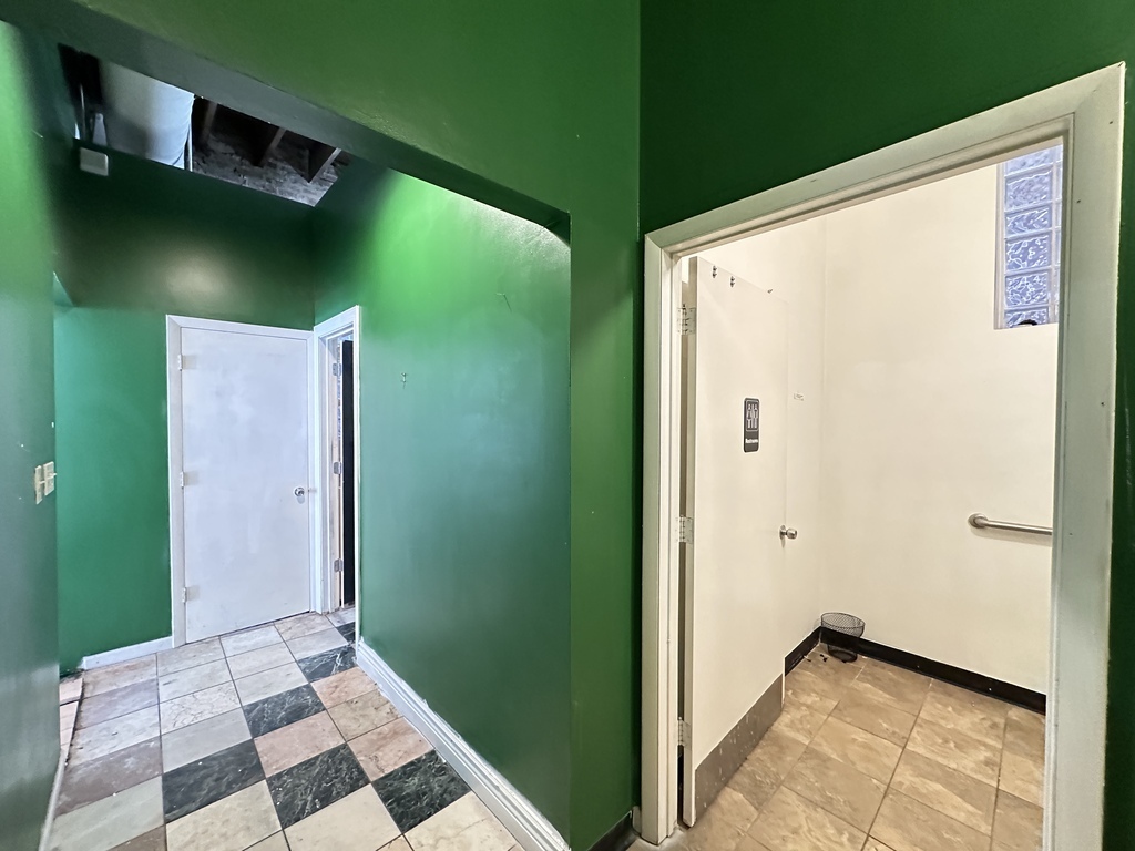 2136 West Chicago Avenue Chicago IL 60622