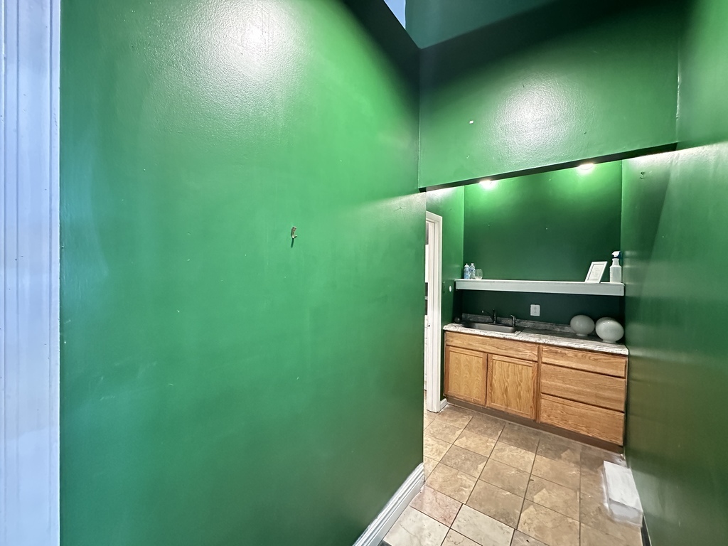 2136 West Chicago Avenue Chicago IL 60622