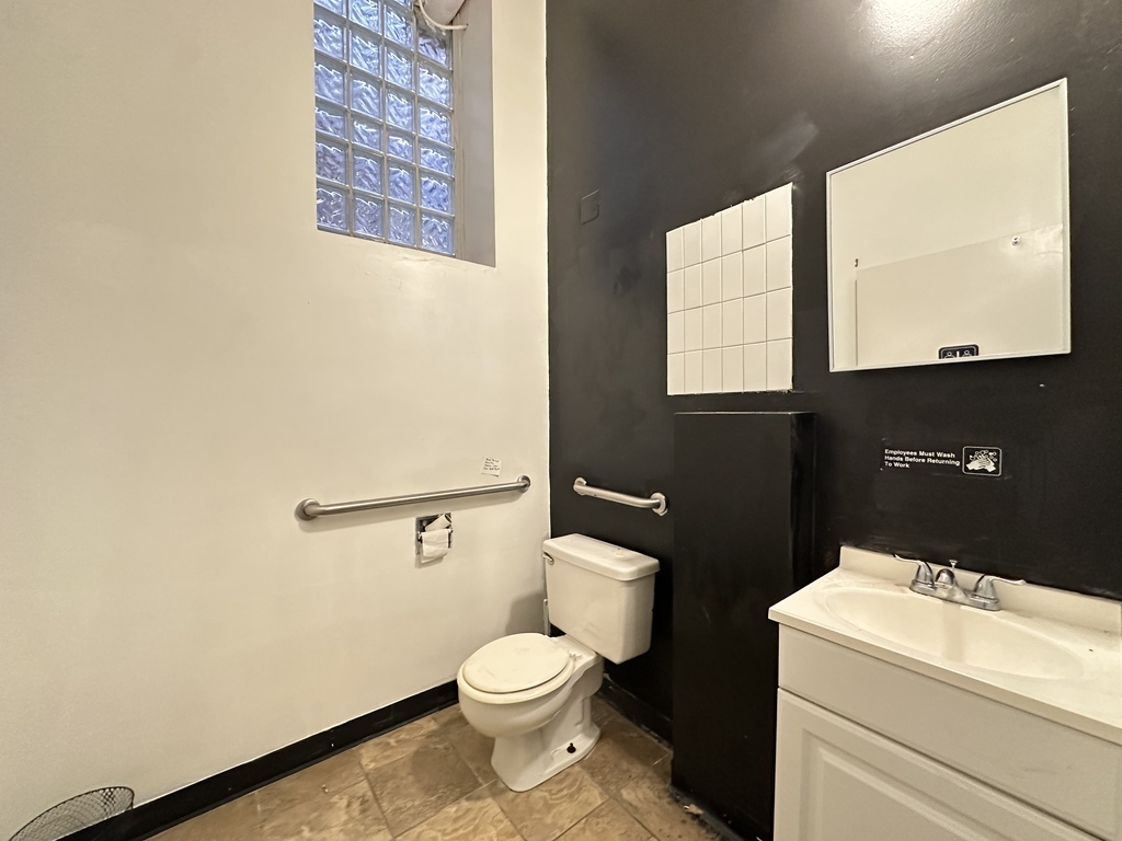 2136 West Chicago Avenue Chicago IL 60622