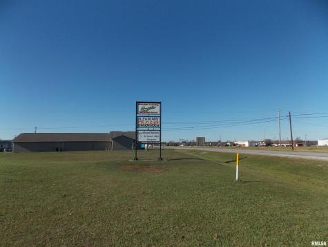 5 Williamson Drive Fairfield IL 62837