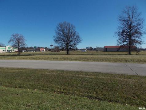 5 Williamson Drive Fairfield IL 62837