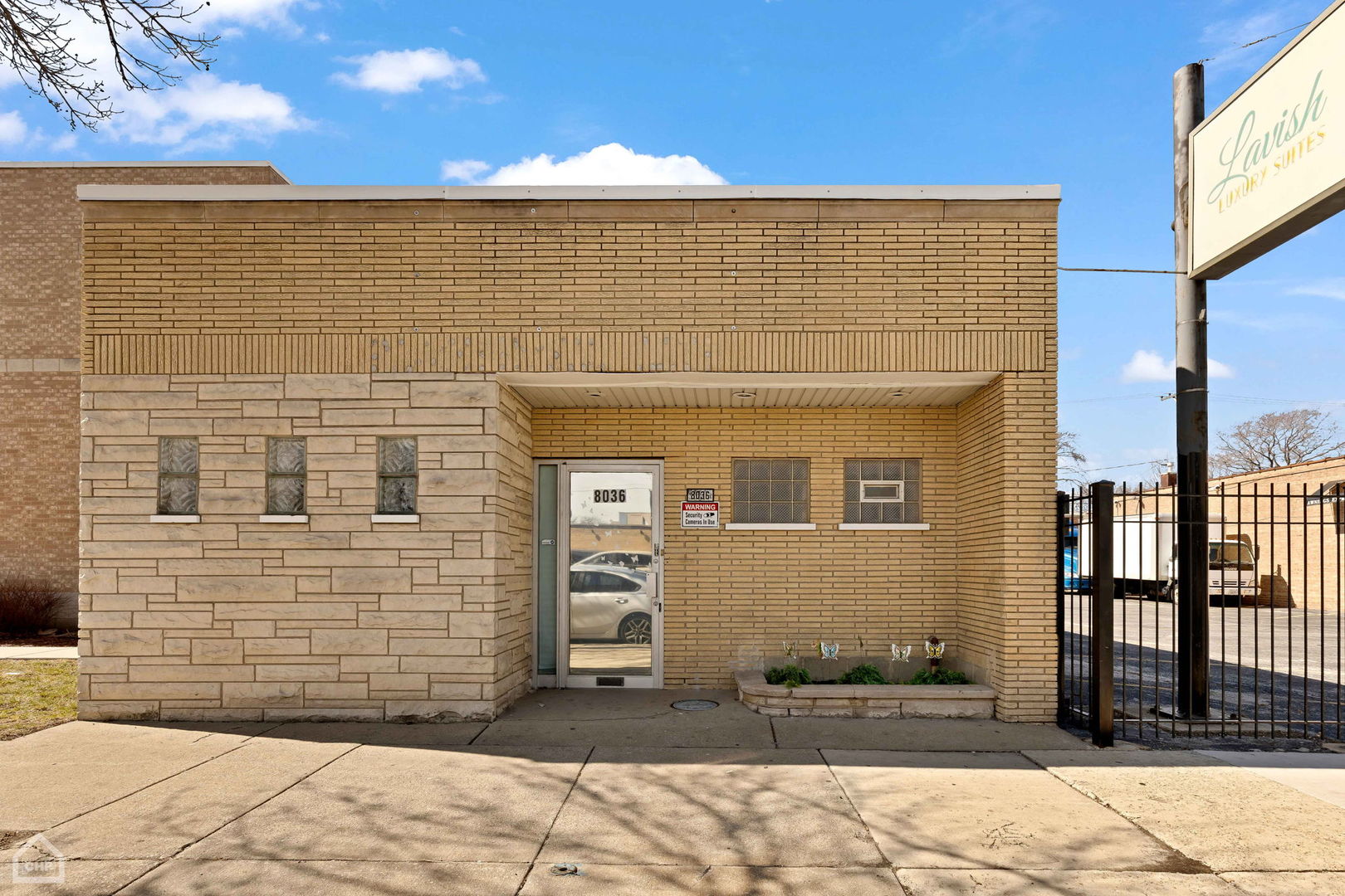 8036 South Western Avenue Chicago IL 60620