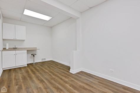 8036 South Western Avenue Chicago IL 60620