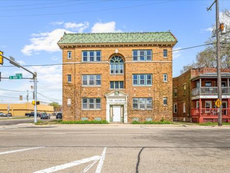204 South 6th Street Rockford IL 61104