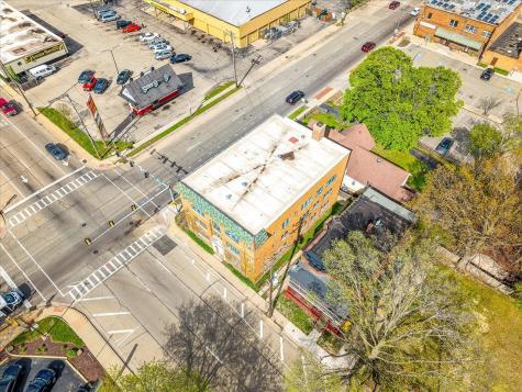 204 South 6th Street Rockford IL 61104