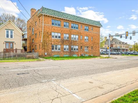 204 South 6th Street Rockford IL 61104