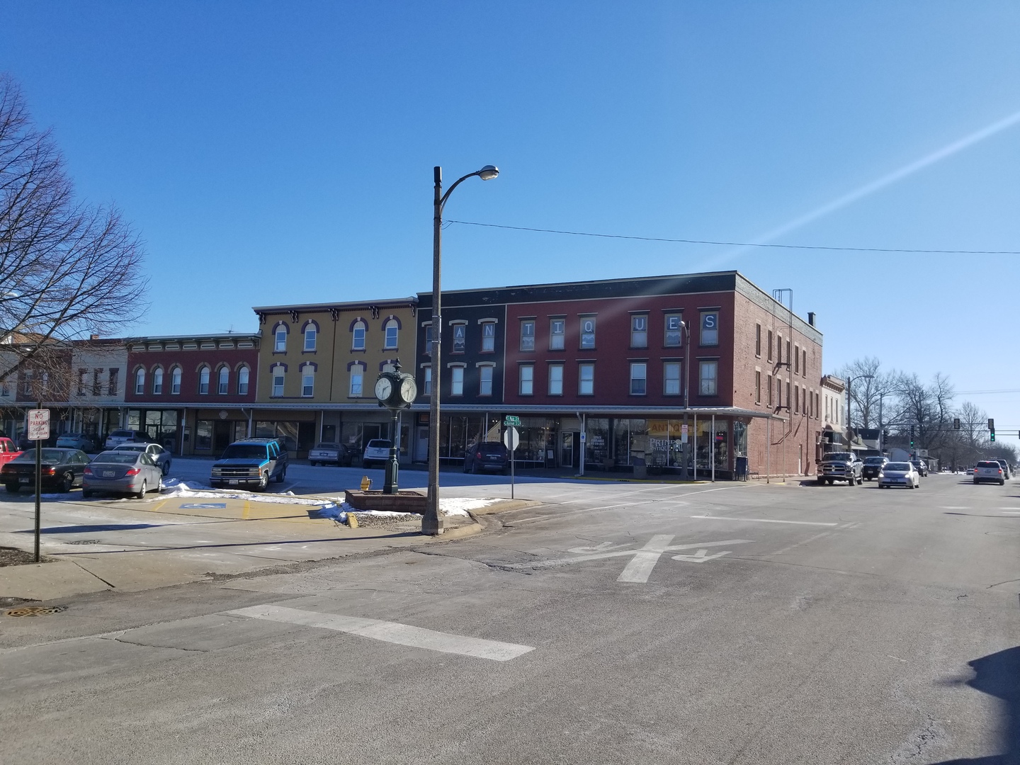 8 East Railroad Street Sandwich IL 60548