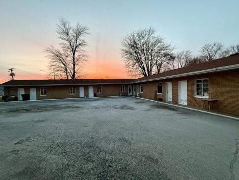 901 State Route 10 West Clinton IL 61727