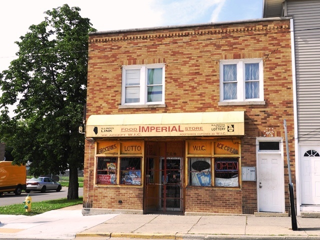 726 10TH Street Waukegan IL 60085